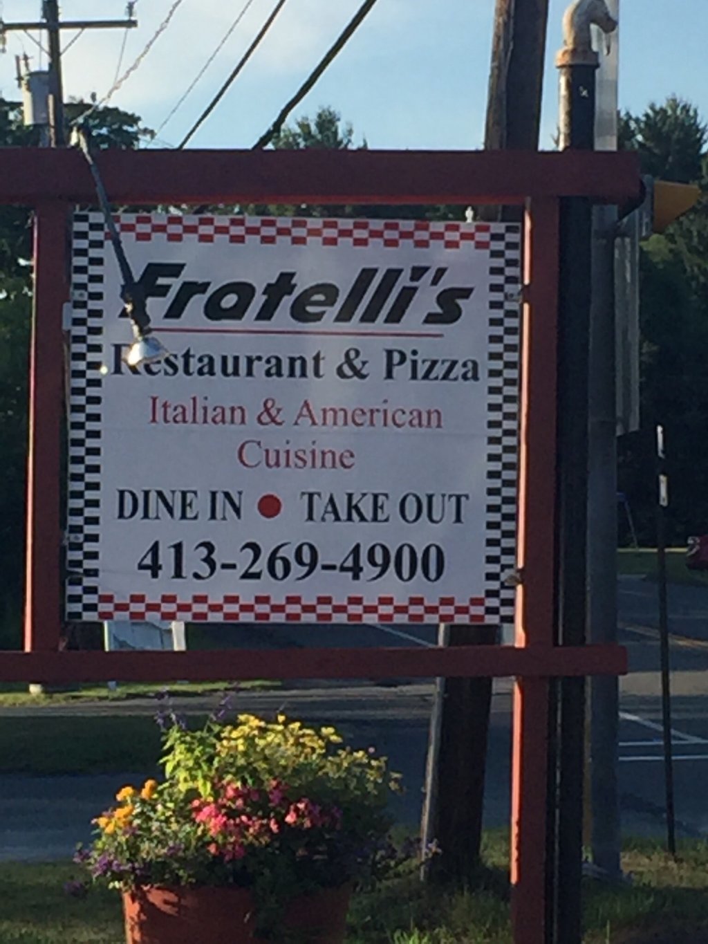 Fratelli`s Restaurant & Pizza